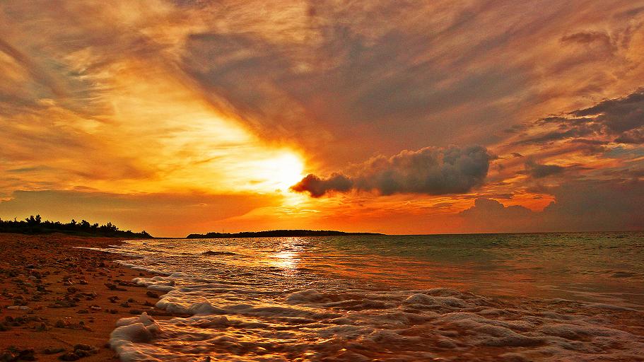 沖縄久米島イーフビーチからの夕陽、PC/iPad壁紙