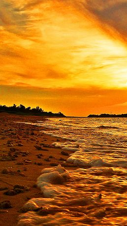 沖縄久米島イーフビーチからの夕陽 iPhone8/Android待受け、縦横比19×6