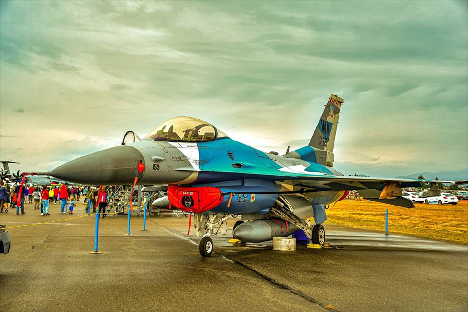 飛行機と戦闘機のポストカードとポスター用の写真です|著作権フリー