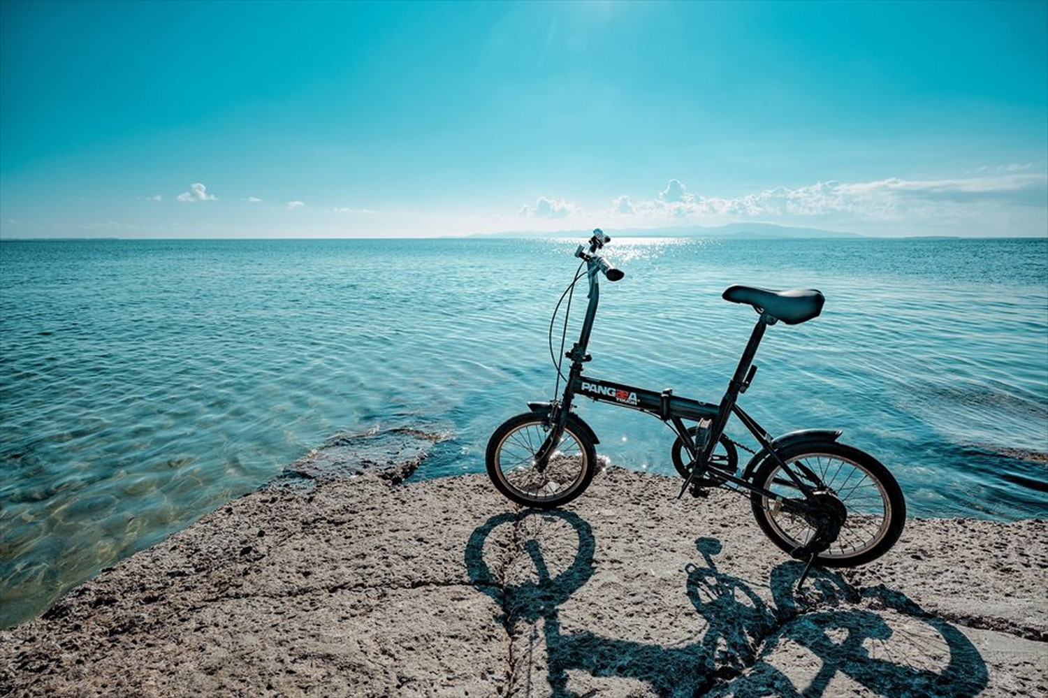 自転車のポストカードやポスター用の写真です|著作権フリー