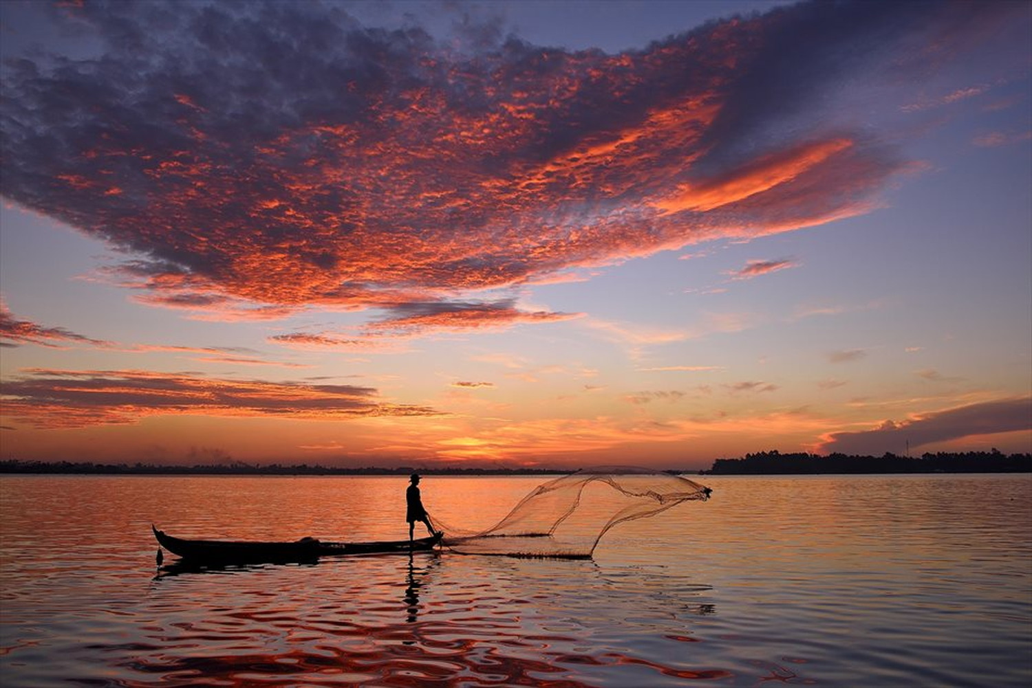 ボートやヨット、大型客船フェリーのポストカードやポスター用の写真です|著作権フリー
