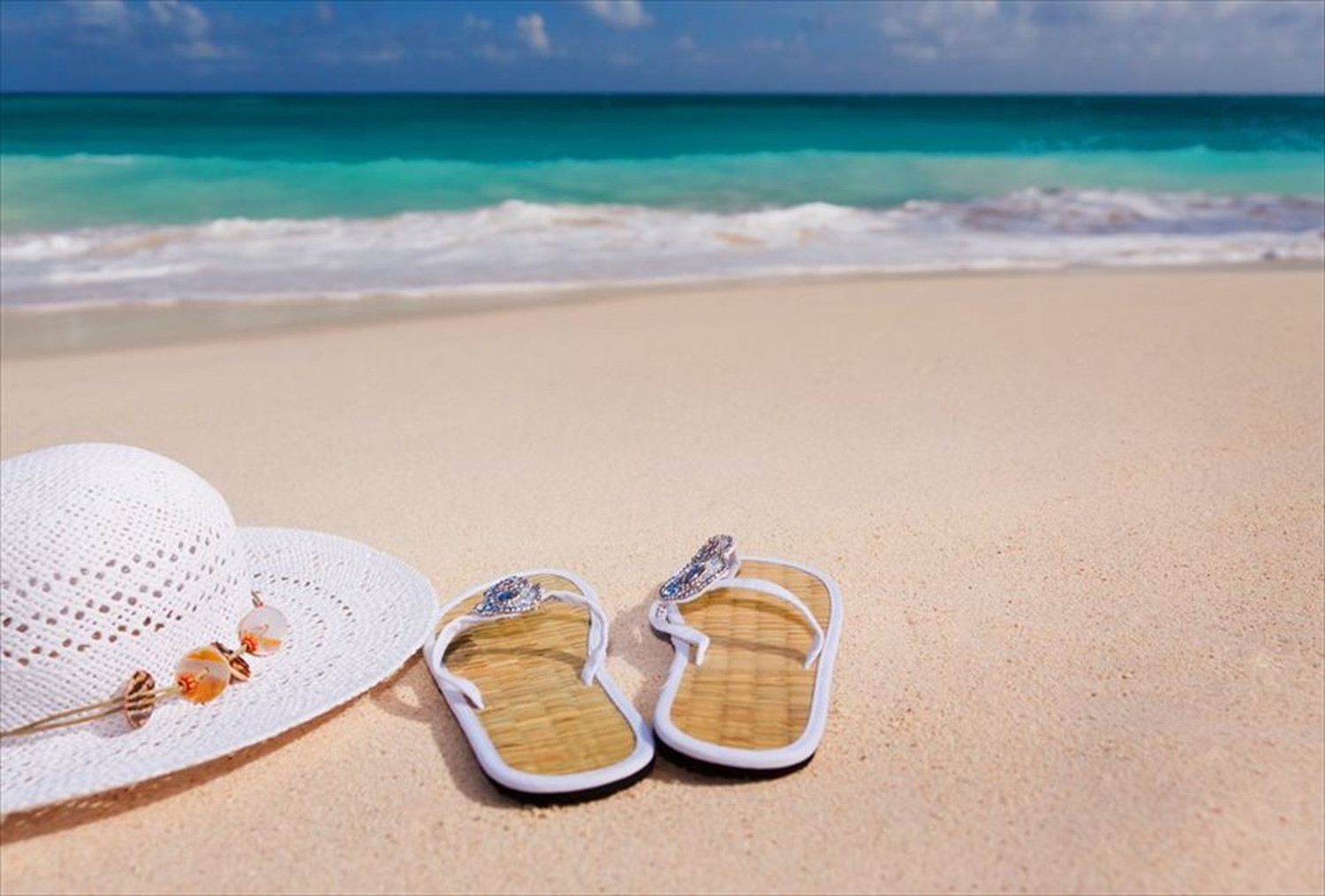 世界のビーチのポストカードやポスター用の写真です|著作権フリー