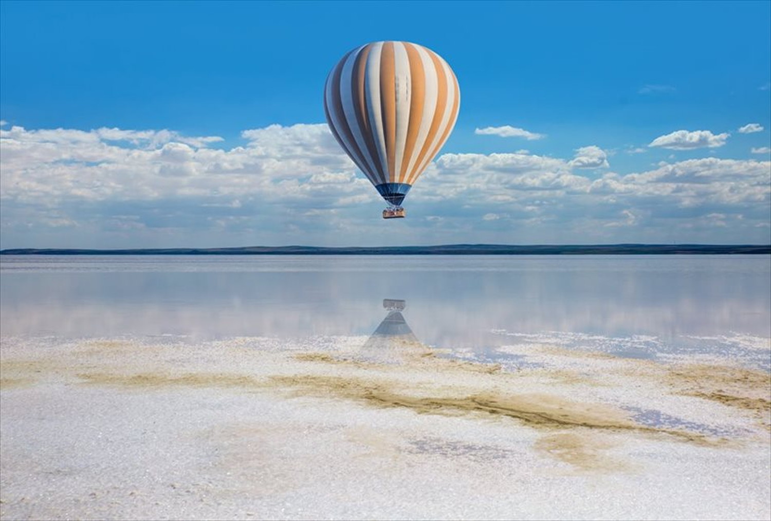 世界のビーチのポストカードやポスター用の写真です|著作権フリー